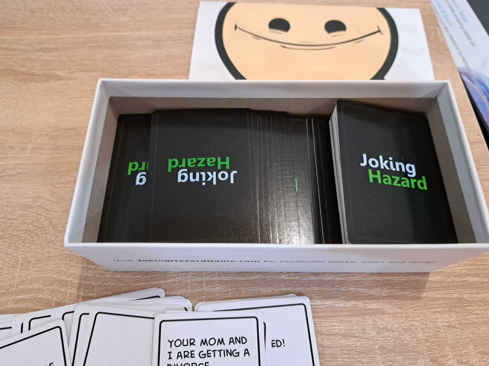 Joc de societate Joking Hazard - Cyanide & Happiness