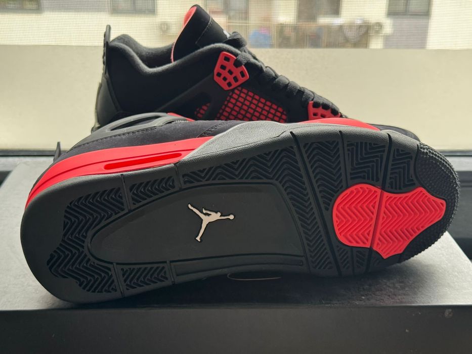 Air Jordan 4 Retro ,,Black/Red’’ mǎrimi 41/42