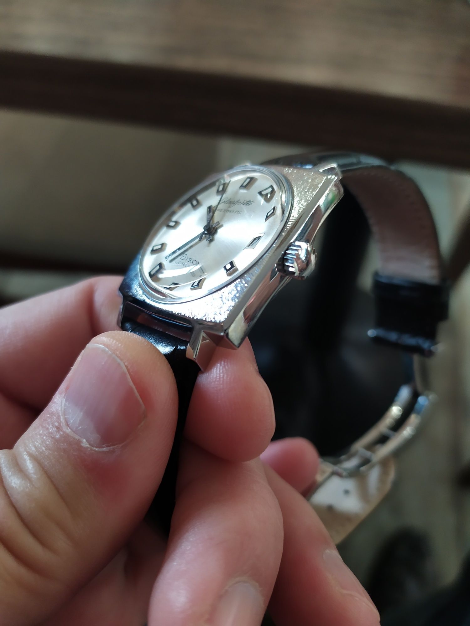 Gub Glashutte Bizon automatic, като нов!