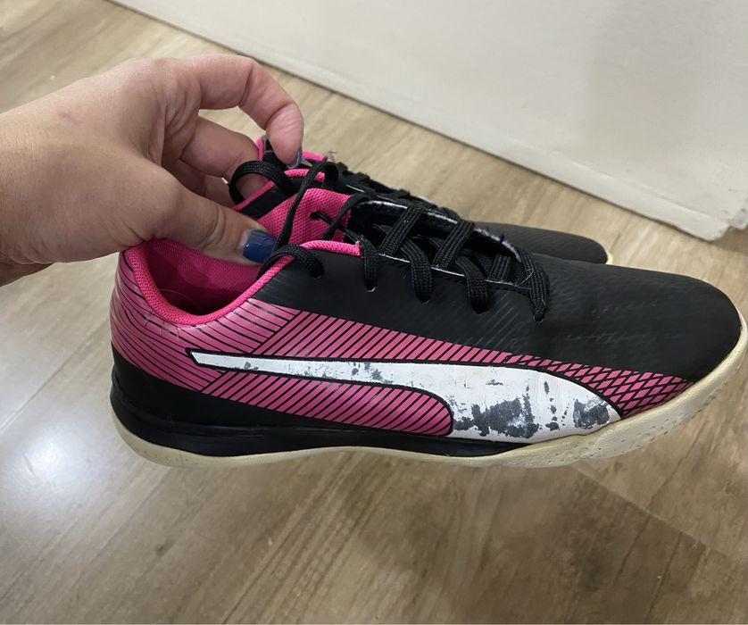 Стоножки за зала