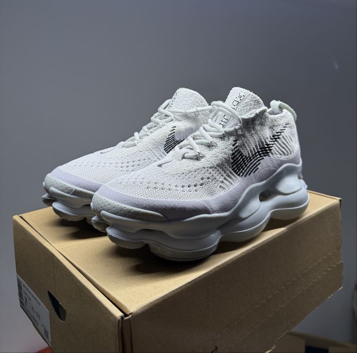 Nike Air Max Scorpion Light Gray