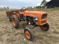 Tractor Fiat 215