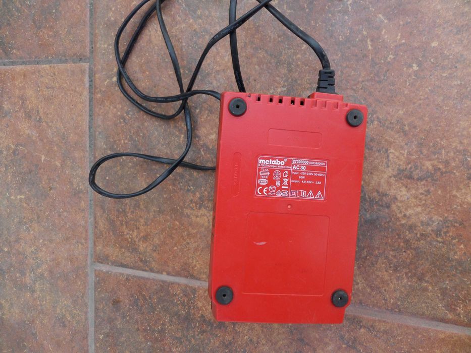 Metabo AC30 4,8v-18v air cooled incarcator acumulatori