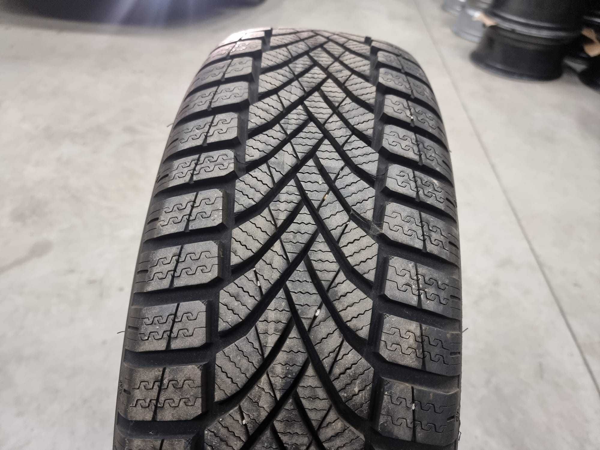 Anvelopa 215.65.16 'FALKEN Eurowinter hs02' [dot2022] ; NOUA