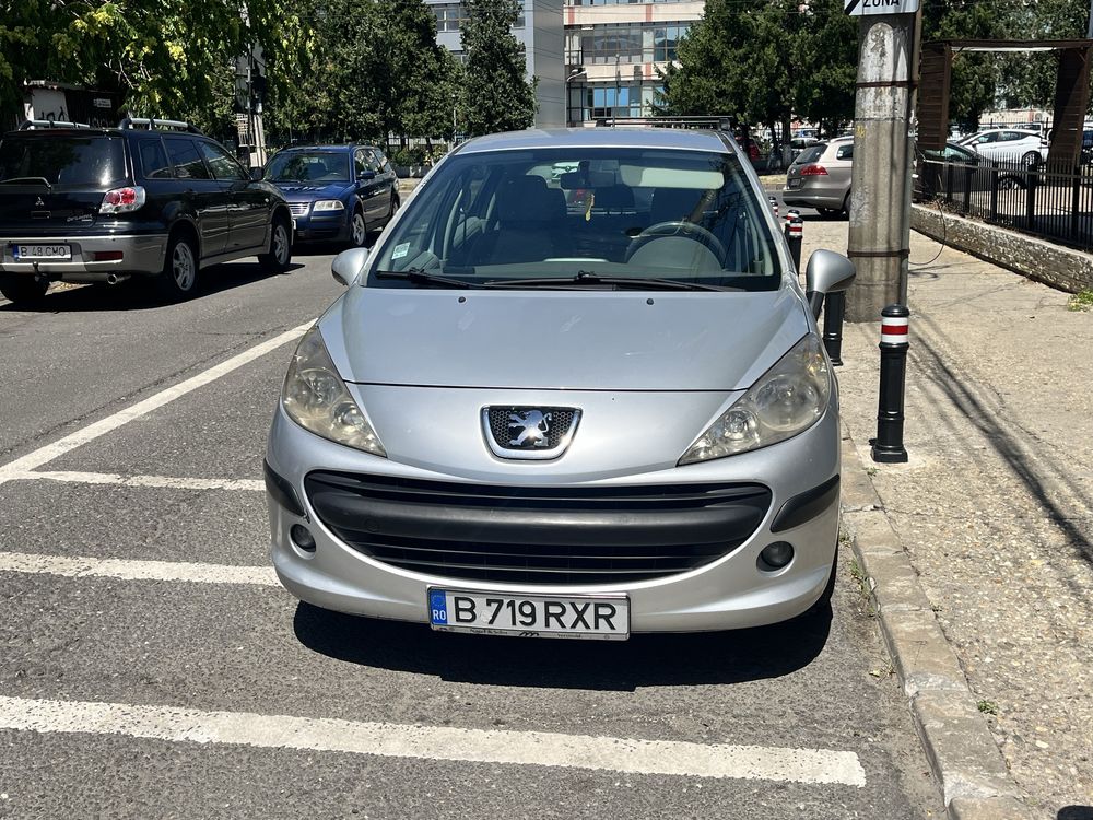 Peugeot 207 1.6 HDi (9HX) 92cp 2007