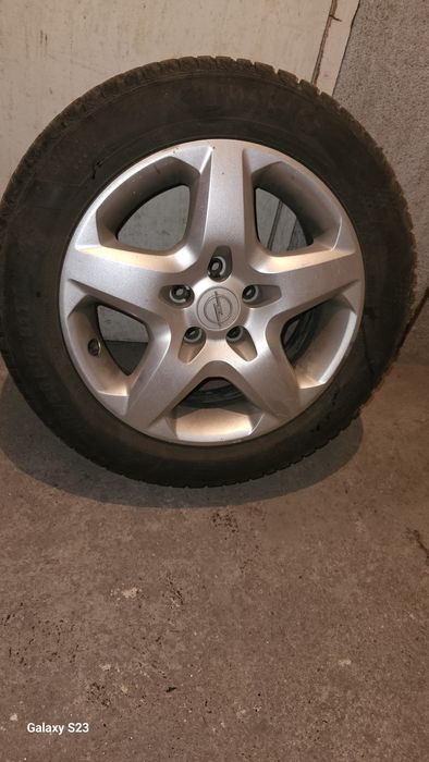 Гуми с джанти Kumho Winter 205 55 16