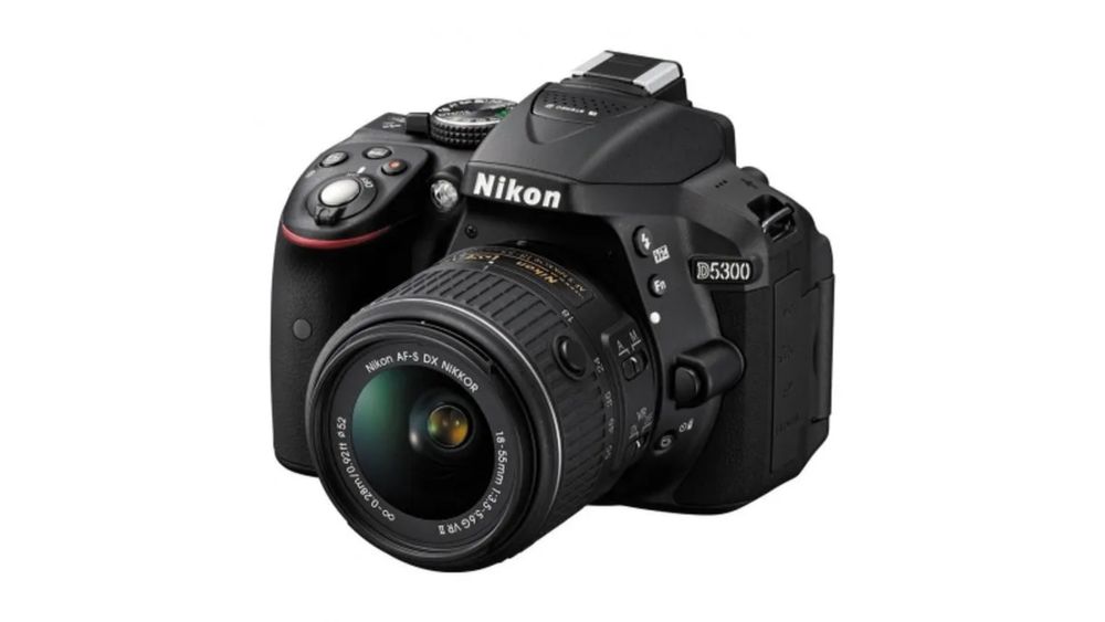 Nikon D5300 + Nikon 35mm f1.8g Afs+ Nikon 18-55mm