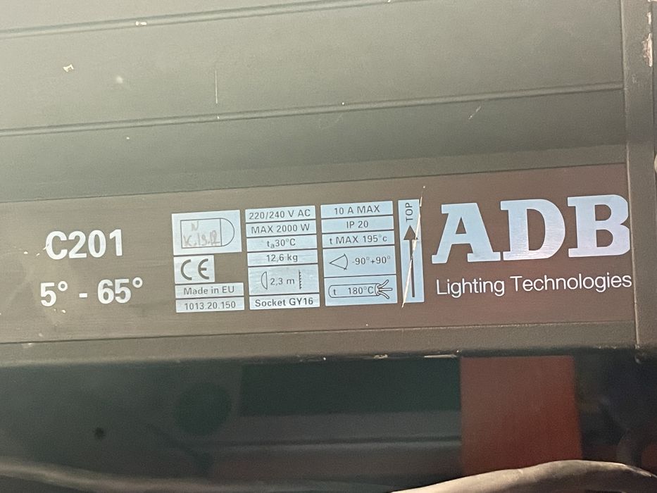 4x proiectoare / lumini cinema Tungsten ADB C201 (2000W) (gen Arri)