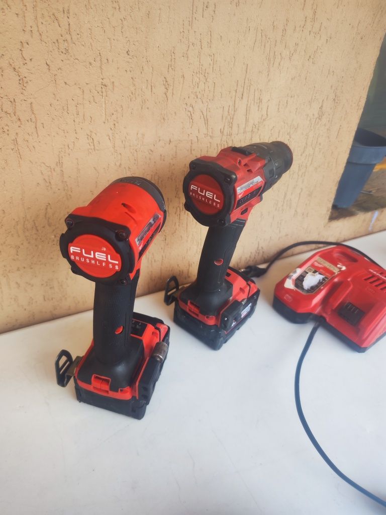 Set Milwaukee 2024 kit impact bit si autofiletanta