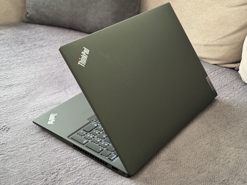 16’FHD+IPS/i5-1240p/Lenovo Thinkpad T16/16GB DDR4/512GB SSD