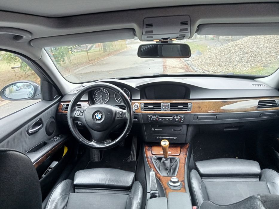 Vând BMW 320d ful dotări.