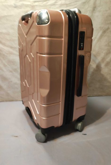 Пътнически голям куфар за ръчен багаж -4 колела -360° въртене