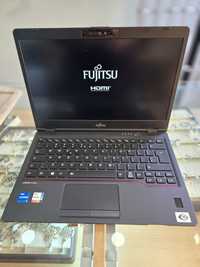 Лаптоп Fujitsu Lifebook - i5-1135G7, 16GB RAM