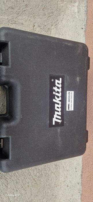 Makita masina de taiat fier pe acumulatori