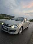 Vând Opel astra h
Motor 1.9
An:2006
Cutie:6 trepte
Pret:800€negociabil