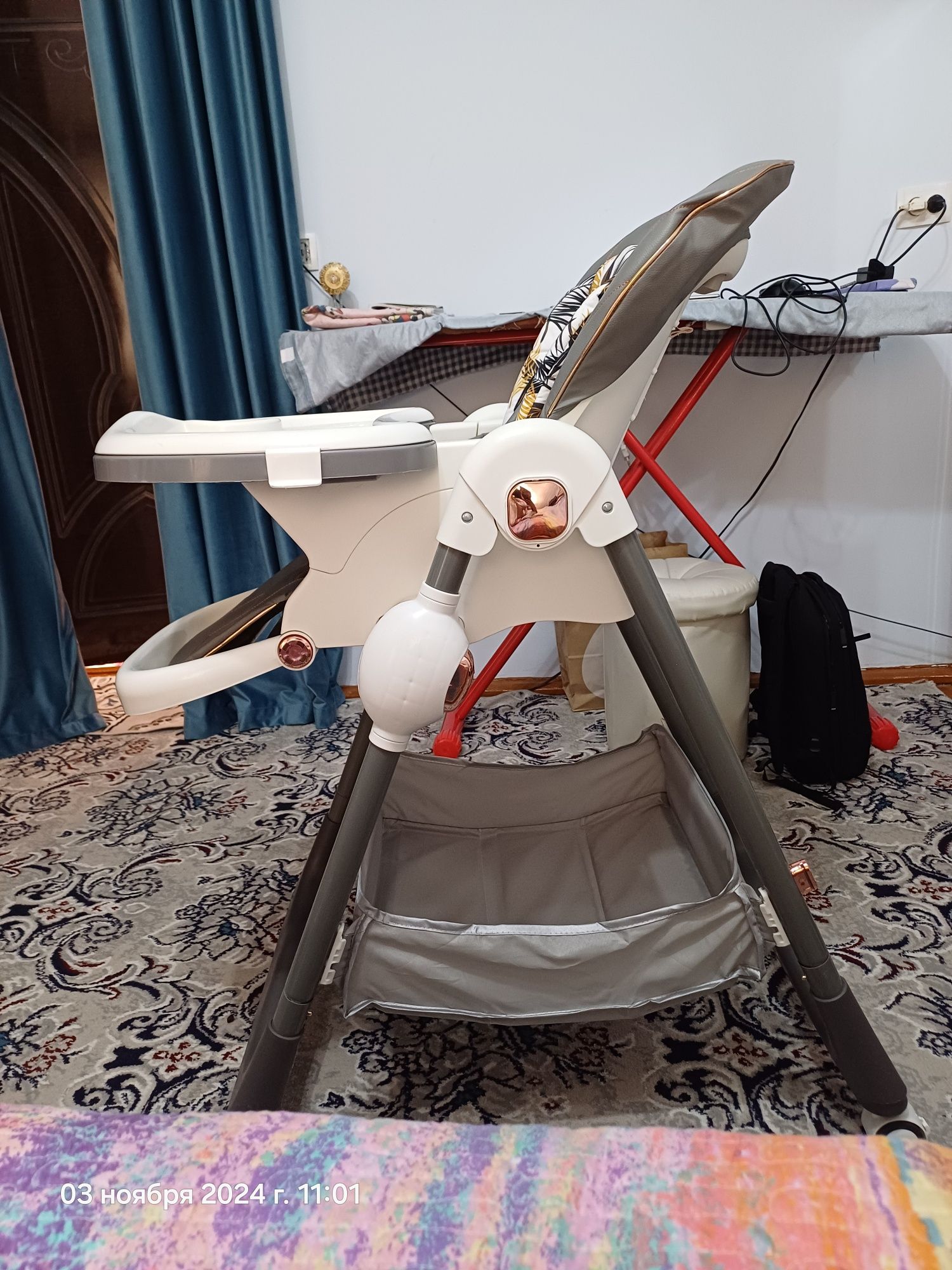 Детский стул для кормления