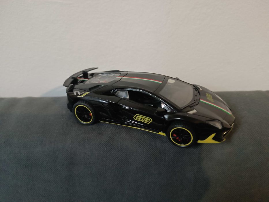 Masinuta Lamborghini Aventador