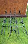 Set Pescuit,4 Lansete Crap 3,90m+4 Mulinete 8000+Rod Pod Echipat