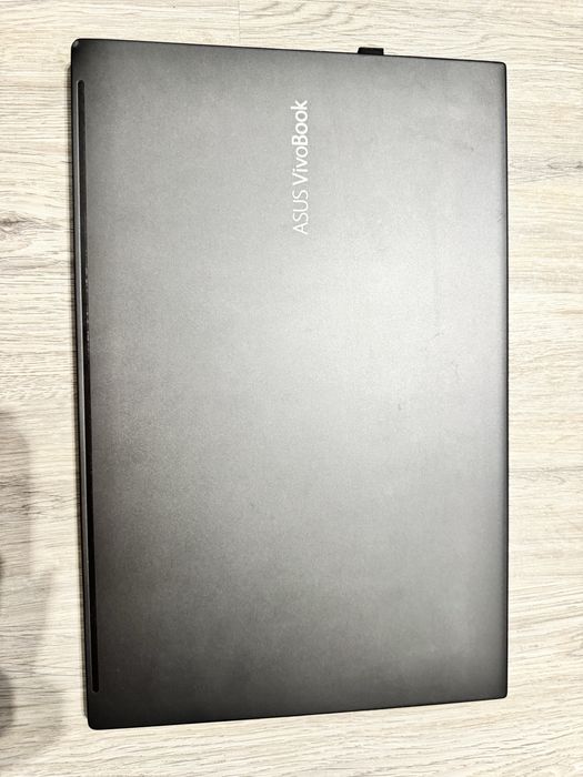 Laptop Asus VivoBook