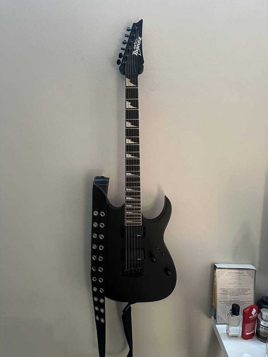 Ibanez GIO GRG121DX Black Flat + Line 6 Spider V 20 MK2