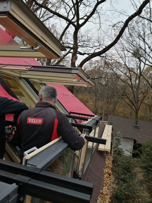Montaj  profesionist ferestre Velux, Roto, Fakro, Optilight, etc.