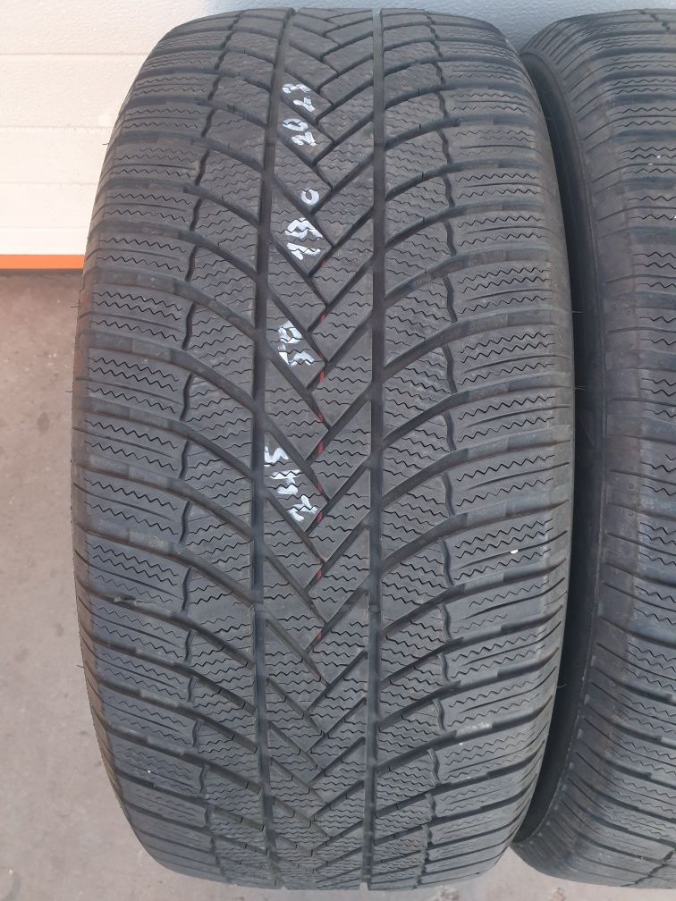 Зимни гуми 2 броя BRIDGESTONE Blizzak LM005 245 50 R19 дот 1823