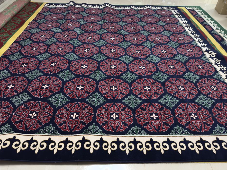 Продаётся новый шерстяной ковер (фабрика Монголия)