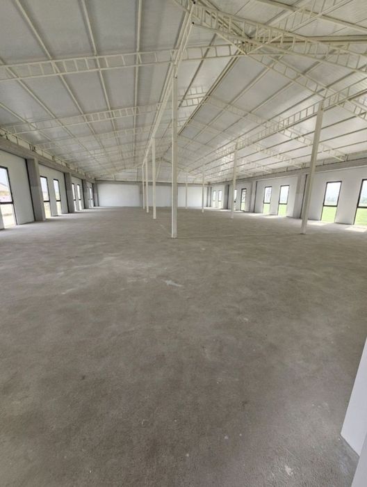 Аренда коммерческое помещения 13 сотих, 2100 кв.м