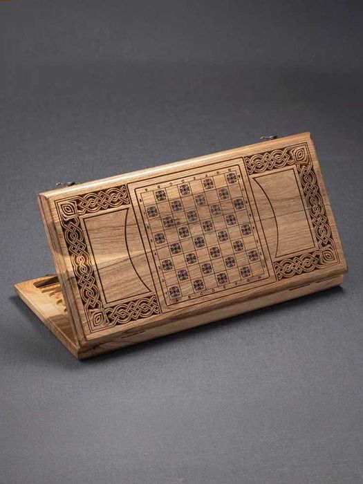 Нарды резные "Восточный узор" из ореха (Армения)