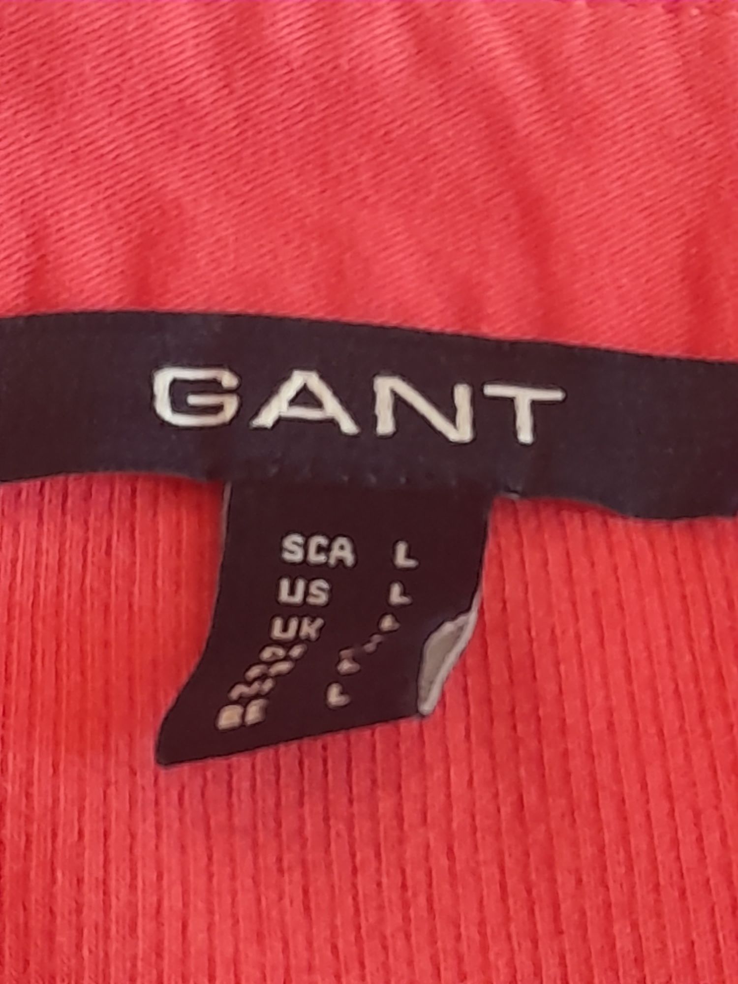 Tricou Gant pentru damă 
Marime eticheta - L