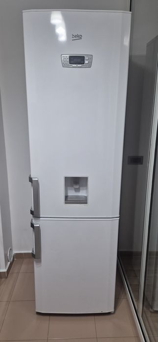 Combina frigorifica  Beko