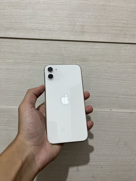 Продам срочно iPhone 11 128GB