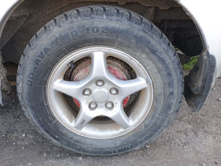 Dayhatsu Tereos на части