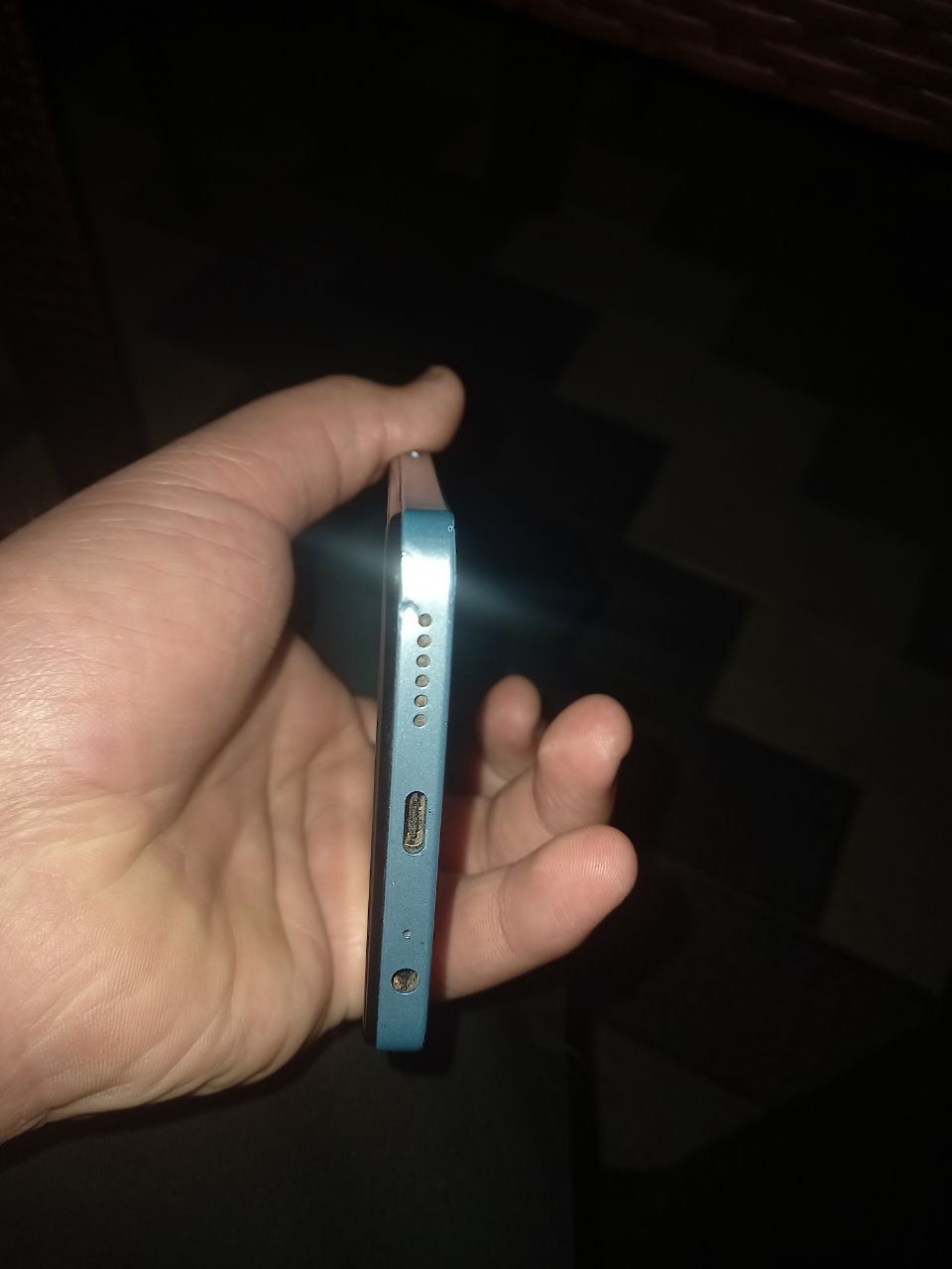 Infinix smart 8 pro 8/256  2ta petno bor lekin zoʻr iwled obmen bor