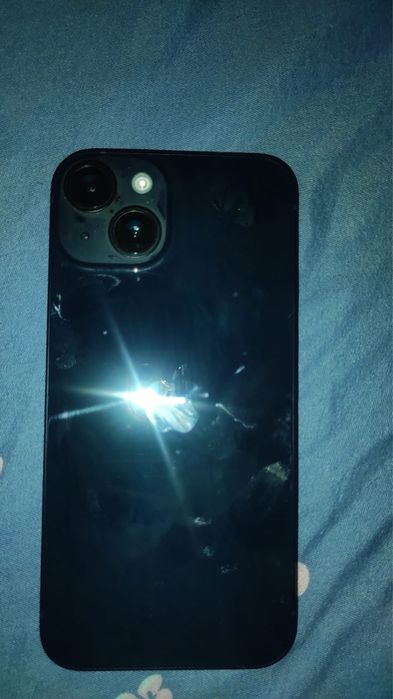 Продам айфон 14 практически новый