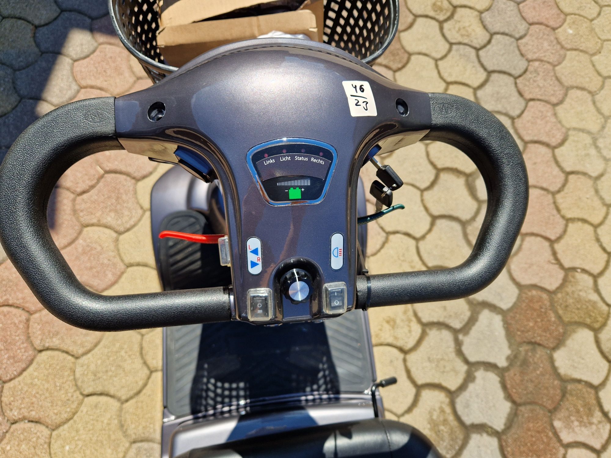 Triciclu/scuter  electric DocGreen EM400
