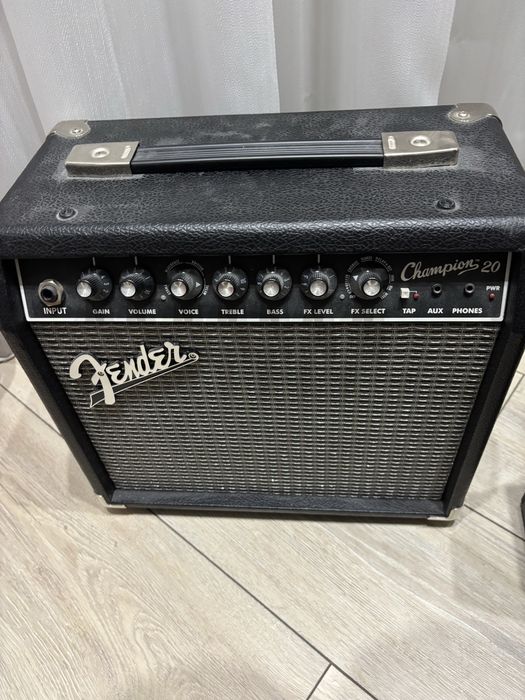 Комбоусилитель Fender Champion 20