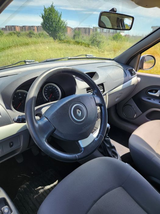 Vând piese renault clio symbol