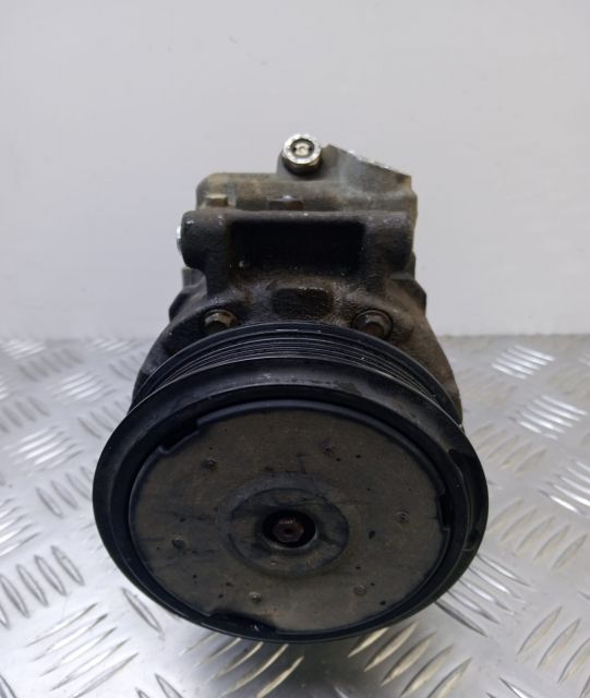 Compresor clima 4F0260805T Audi A4 B7 seria