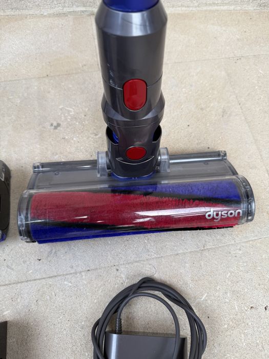 Vand Dyson v8 si v10