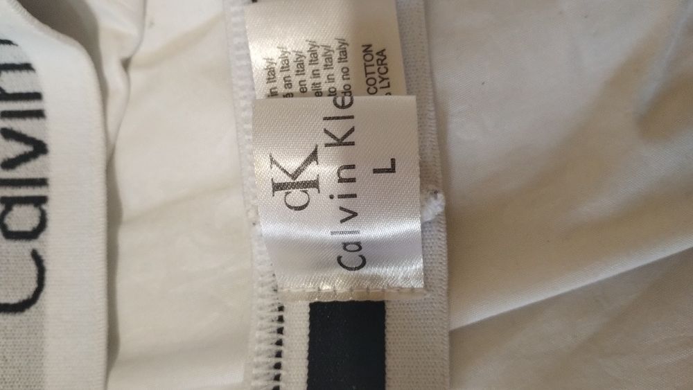 Сутиен Calvin Klein
