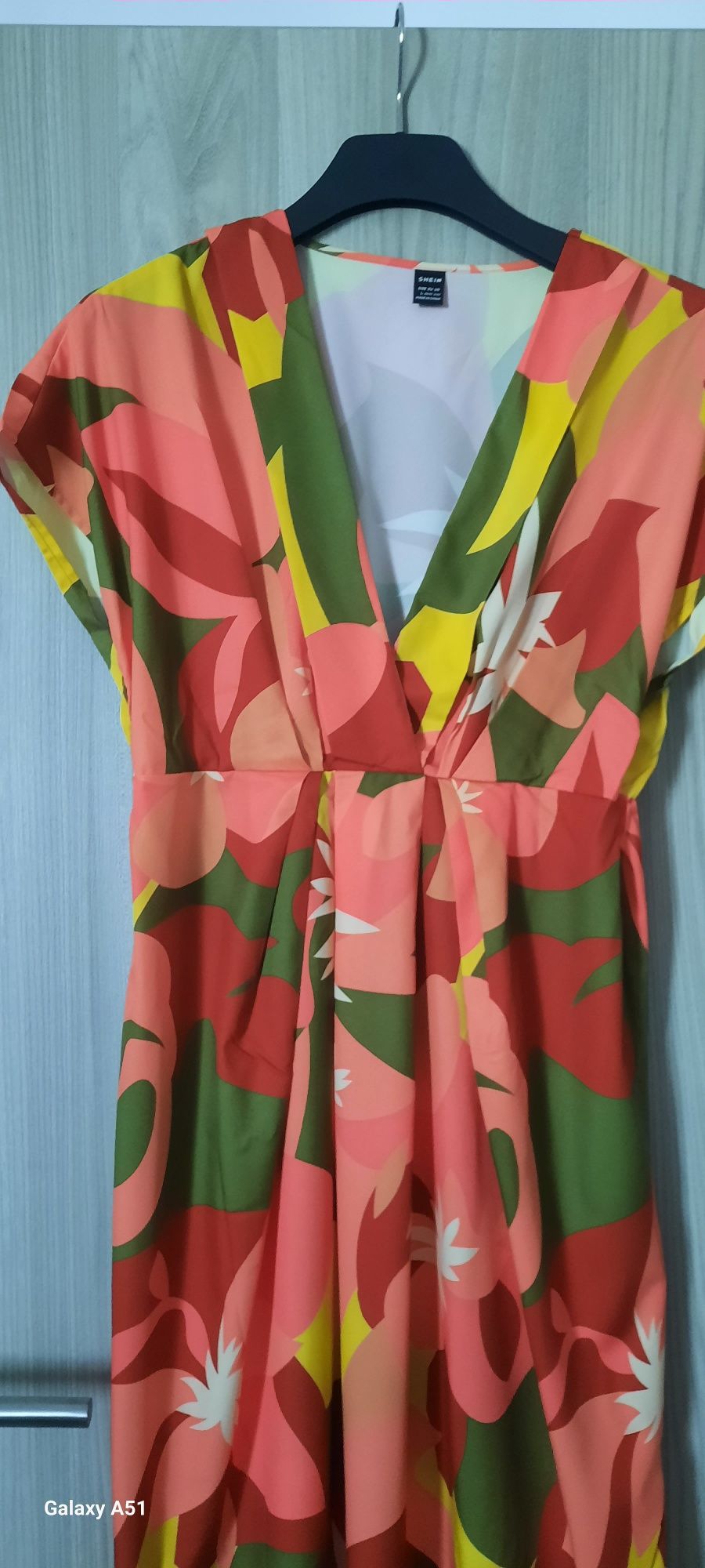 Vand rochie de vara , lunga  marimea L