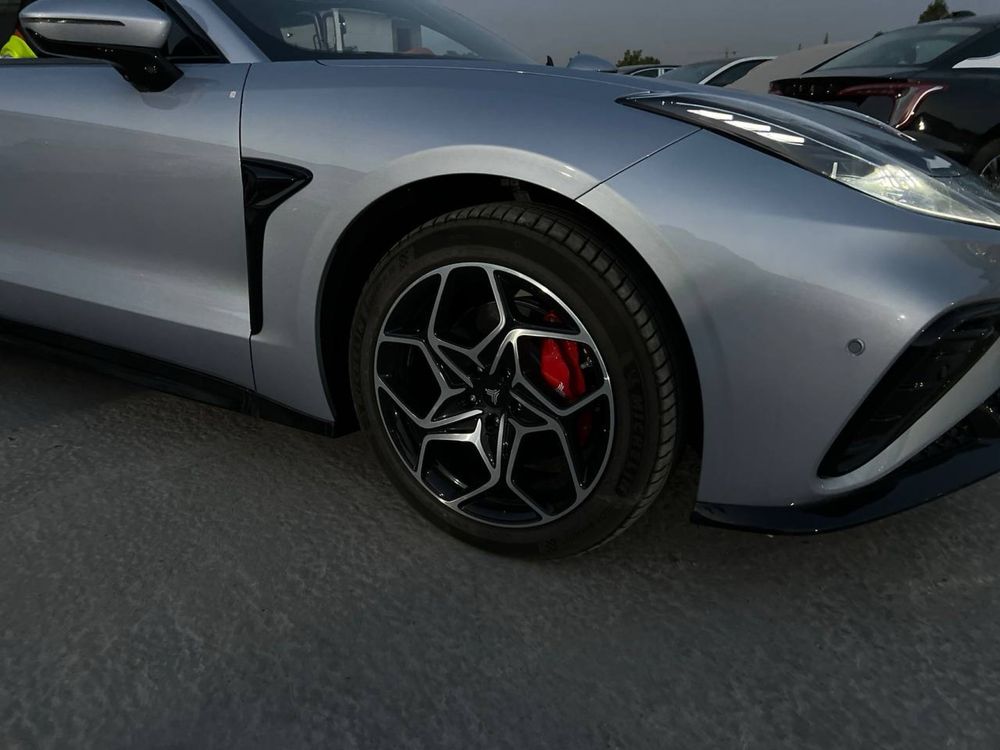 Neta gt 2023 спортивный автомобиль