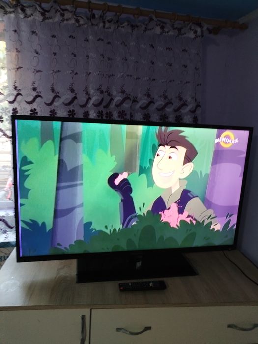 Smart Thomson 46 inch 1,, 16 m diagonală