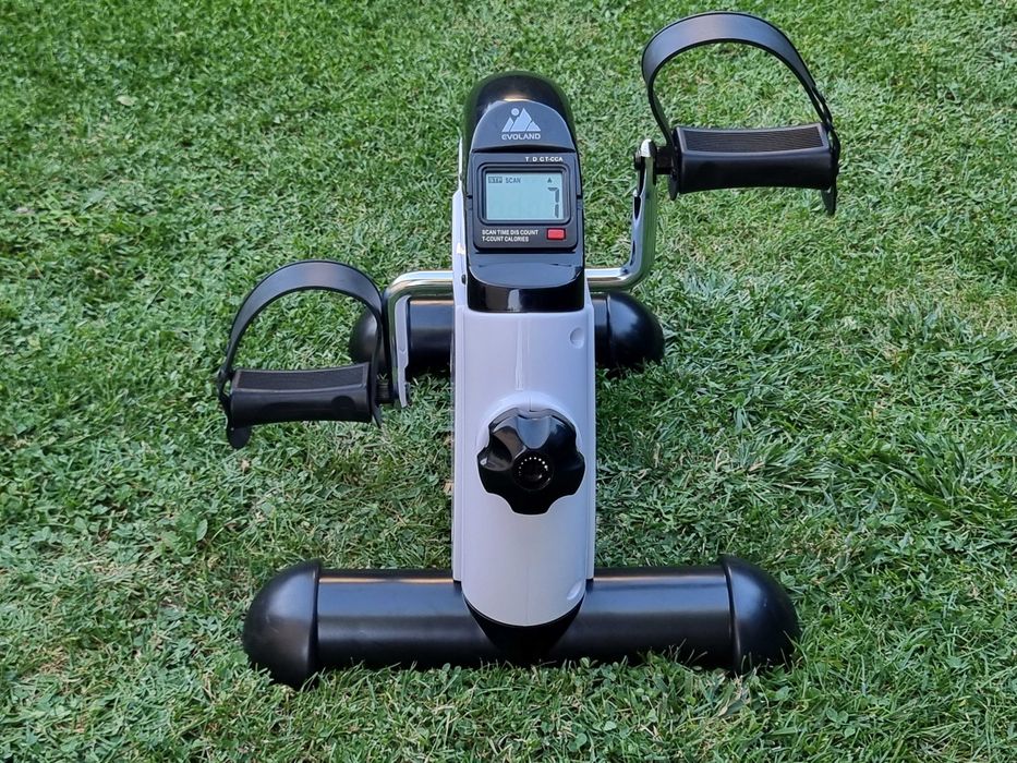 Pedalier recuperare, minibicicleta intretinere cu ecran