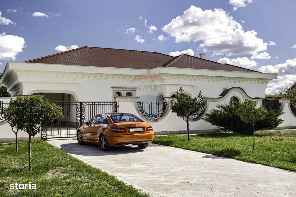 Stil si eleganta ! Vilă superba 320 mp cu teren 1728 mp in Mandruloc