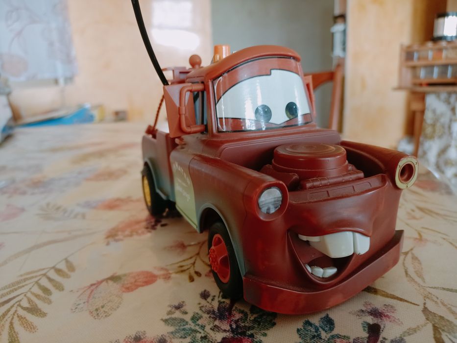 Тачки Радиоуправляемая машинка