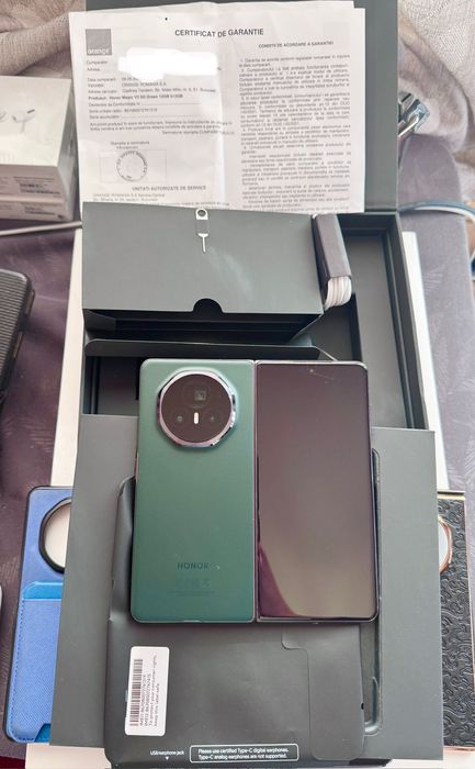 Honor Magic V3 Green, 10/10, 512 Gb, 12 Gb Ram, factura+garanție 2027