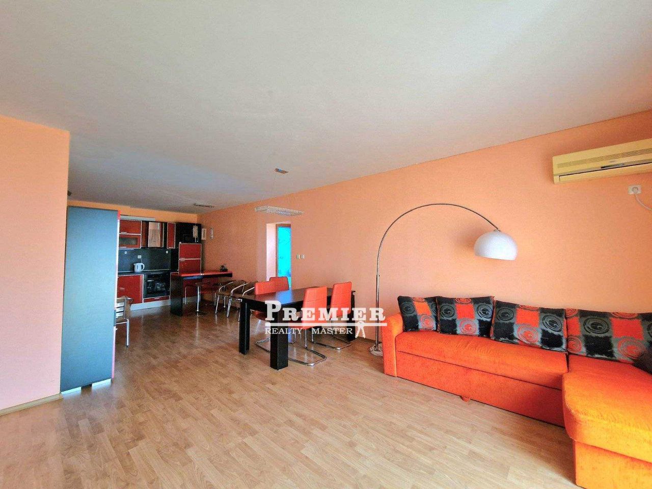Продава се Тристаен апартамент в с. Равда, Област Бургас - 110 кв.м за 1046 €/кв.м - Снимка #9