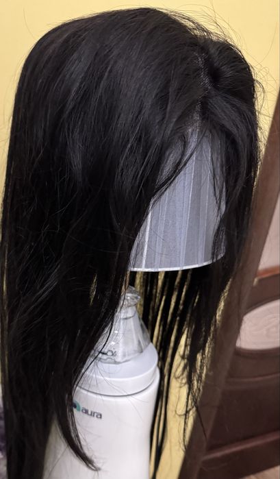 Продам парик натуральрый. Цвет: темно- коричневый